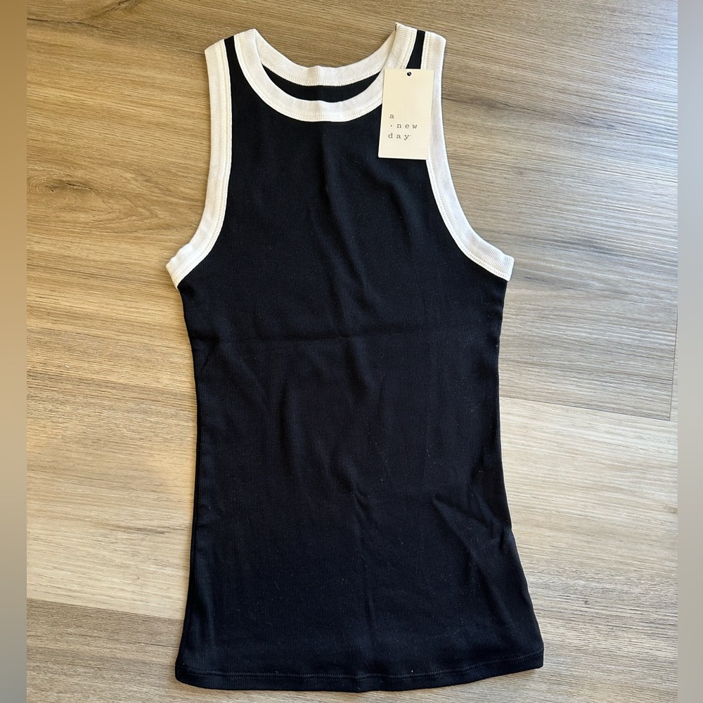 A New Day Women's Black and White Tank Top size S New with Tags